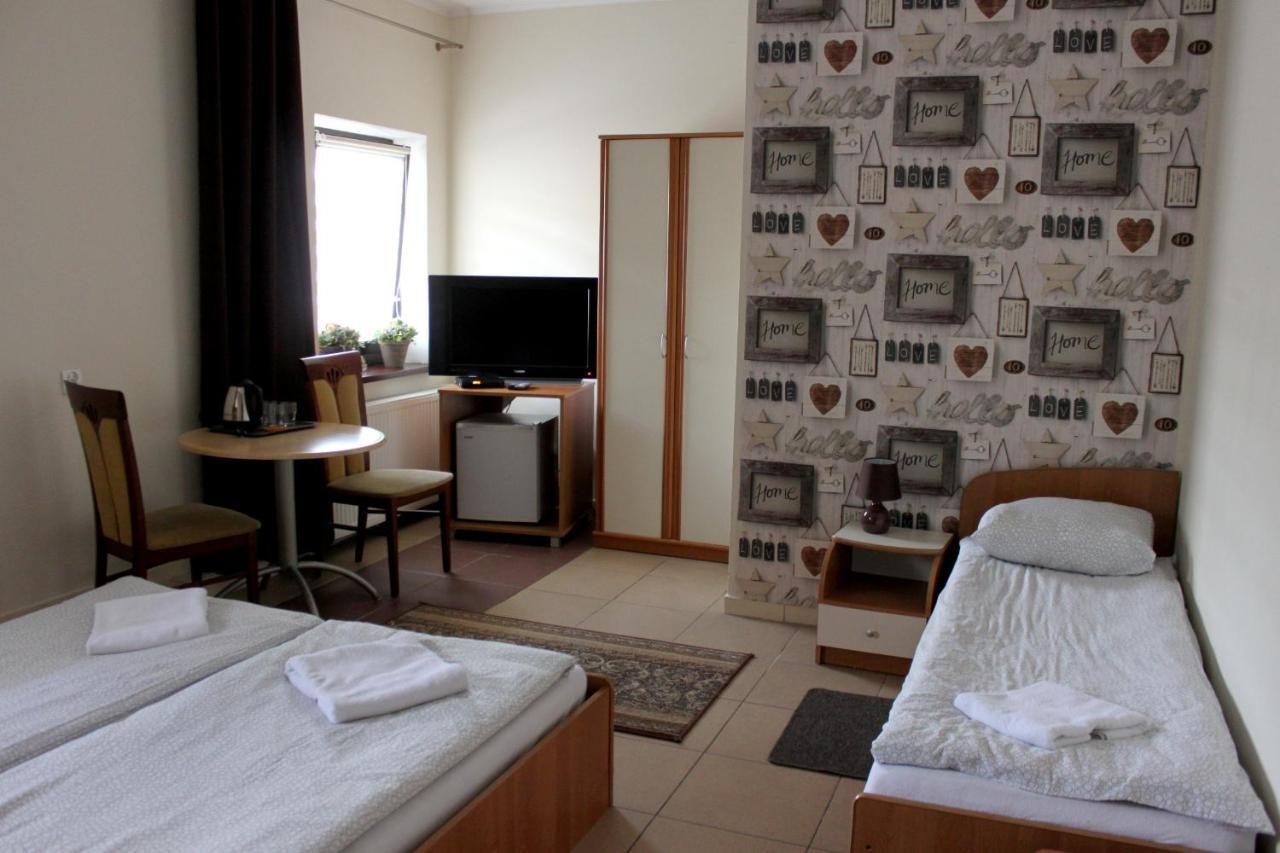 Park Lesny 'U Kaczyny' Hotel Rogow Luaran gambar